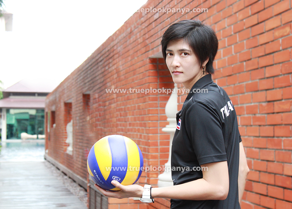 ปลื้มจิตร์ ถินขาว