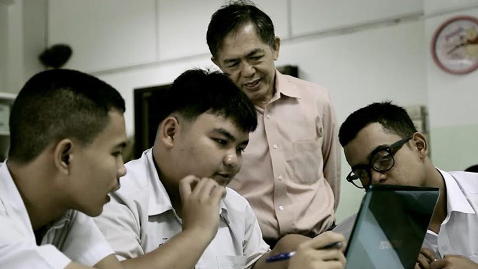 ครูรางวัลสมเด็จเจ้าฟ้ามหาจักรี