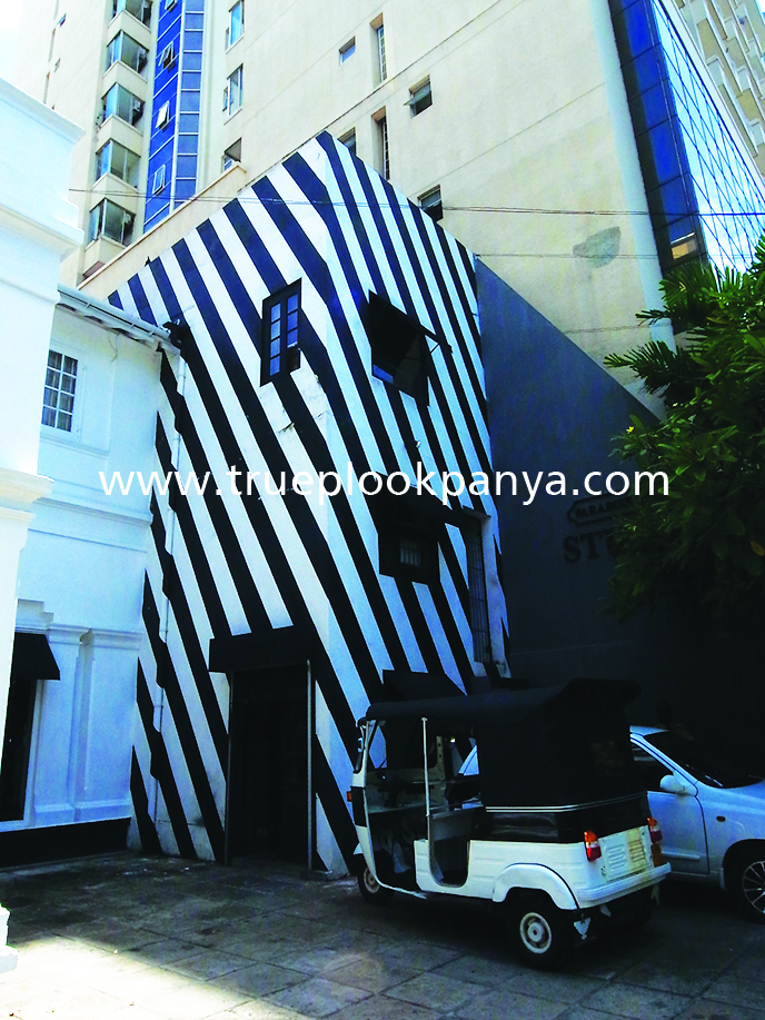 Geoffrey Bawa residences